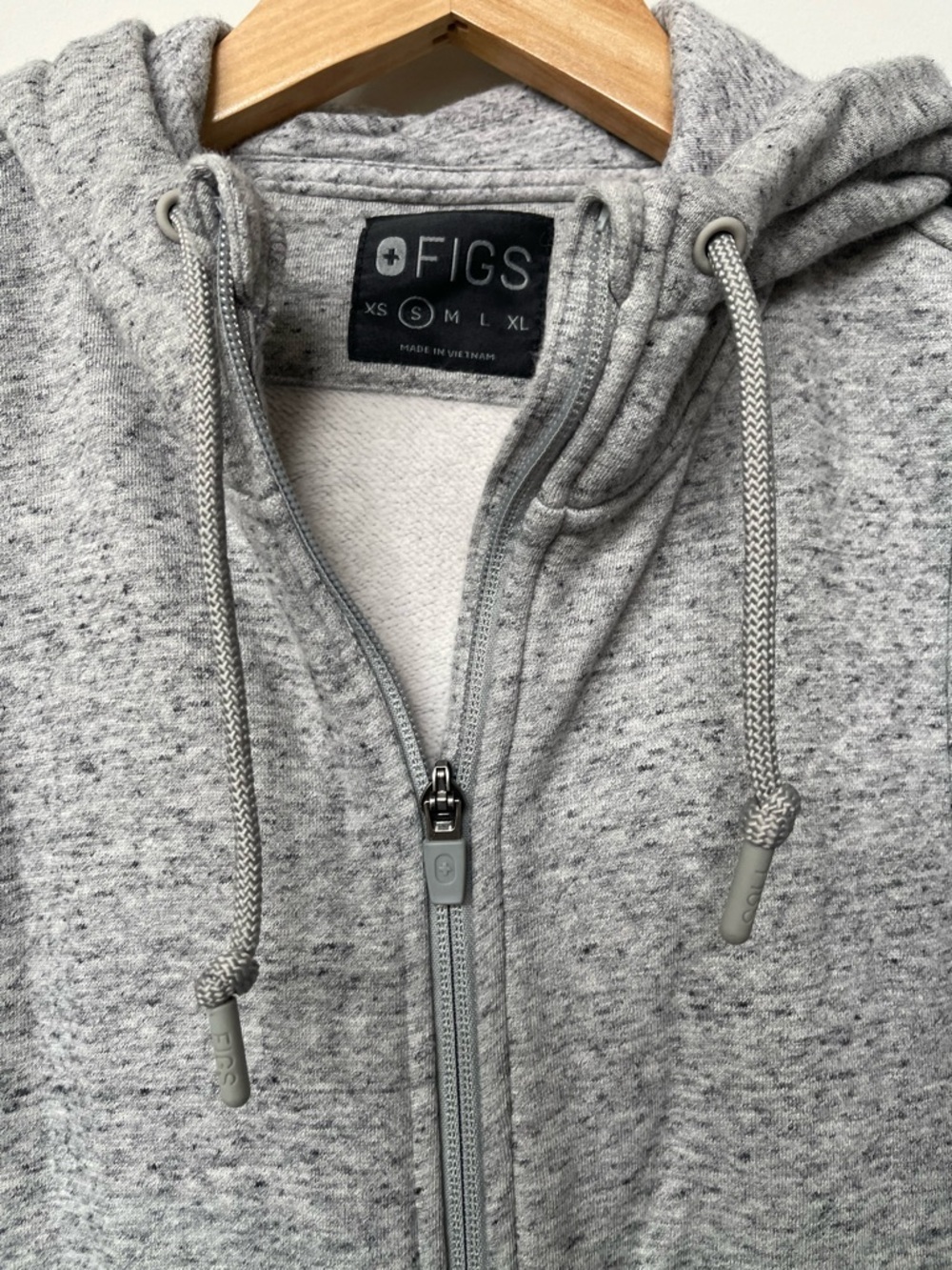 FIGS | On Shift Full-Zip Hoodie Heather Gray Pockets Medical Hospital Nurse - Picture 2 of 6
